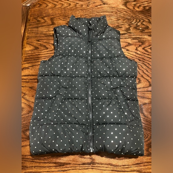Old Navy Puff Vest Size M 8 Girls Polka Dot Black Fleece Lined MSRP $37 - Picture 1 of 3